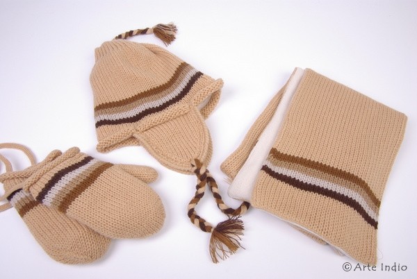 Kinder Set: Schal, Mütze und Handschuhe 100% Polyacryl