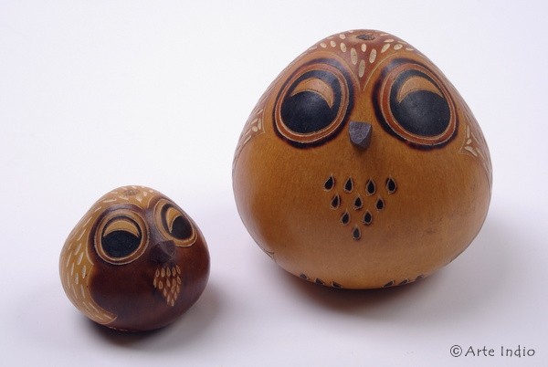 Carved pumpkin animals from Peru - bird family