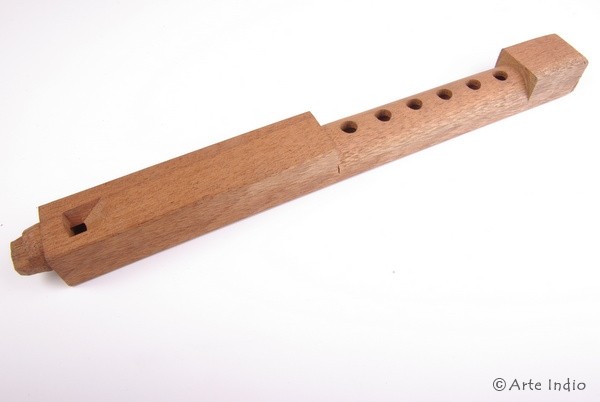 Tarka (Musikinstrument) aus Holz, ca. 33 cm. Profi-Instrument