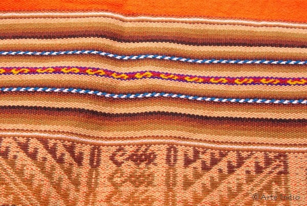 Maschinell gewebte Decke aus Bolivien