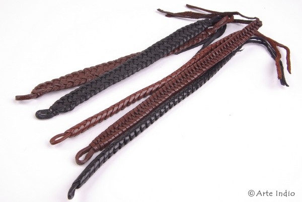 Bracelets made of leather / cuzco