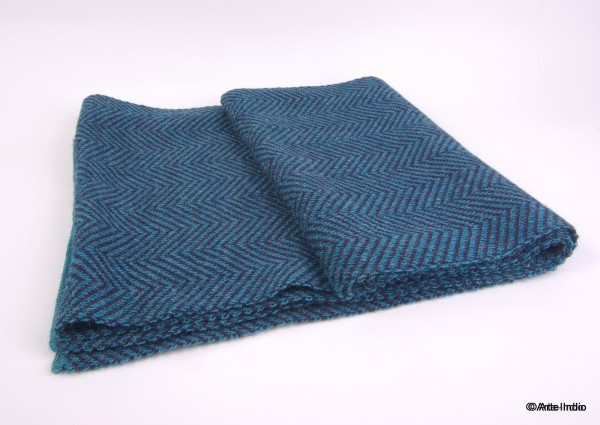Schal Zig-Zag 100 % alpaka-Wolle. 200 cm x 28 cm. türkis/schwrz