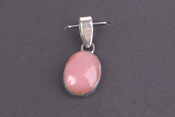Necklace pendant made of silver with rose quartz