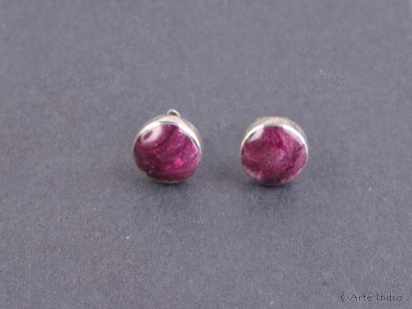 Silver stud earrings. Spondykus shell, purple
