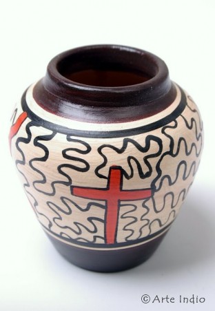 Vase - shipibo motif