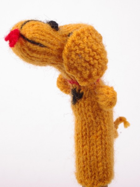 Finger puppet. Dog / basset